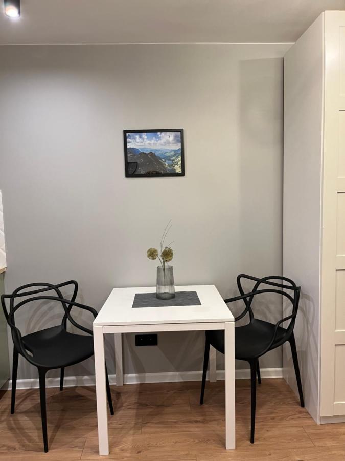 Good Apartament Wola Warsaw Apartament 1 Pokojowy Z Aneksem Lägenhet Exteriör bild